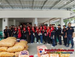 Ketua DPD Grib Jaya Provinsi Lampung dan Anggota DPC Kota Metro Berbagi Takjil 2000 Paket dan 500 Santunan Yatim Piatu dan Kaum Dhuafa