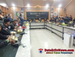 PRINGSEWU MEMANGGIL” GUNCANG DPRD, RATUSAN MASSA GRIB JAYA SUARAKAN 9 ASPIRASI RAKYAT