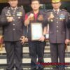 Polresta Bandar Lampung Berikan Piagam Penghargaan kepada Ketua DPC Grib Jaya Kota Nicoulaus atas Dedikasi sebagai Sabuk Kamtibmas Hut Ke-80