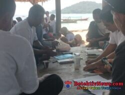 Mempererat Tali Silaturahmi, Keluarga Besar Jinem Famili Gelar Reuni dan Arisan Keluarga di Pantai Mutun