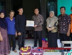 Bupati Pringsewu Serahkan Bantuan Korban Tenggelam Bendung Widara Payung