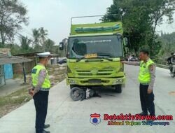 Diduga Rem Blong, Truk Fuso Bermuatan Pasir Tabrak Sejumlah Kendaraan di Pringsewu, Dua Pelajar SMP Tewas
